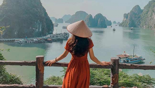 Boat rent in Halong bay Boat rent in Halong bay