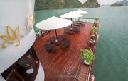 Cruise sundeck