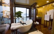 Ocean Suite bathroom