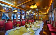 Cruise restaurant