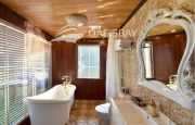 Bathroom Suite cabin