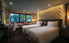 Elegance Suite private balcony