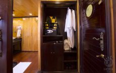 Ocean Suite bathroom