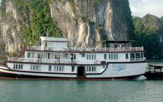 Cruise exterior - 11 cabins