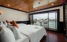 Family triple balcony