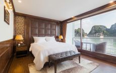 Elegance Suite Balcony