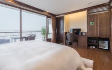 Ocean Suite private balcony