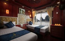 Twin Bed balcony upper floor