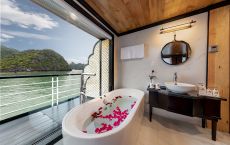 Terrace Suite Bathroom