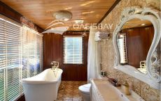Bathroom Suite cabin