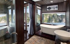 Bathroom of Suite cabin