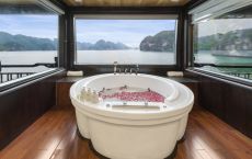 Bathroom of Queen Regent