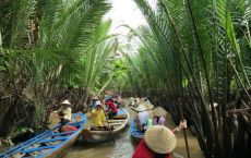 Mekong delta tour: Sailing