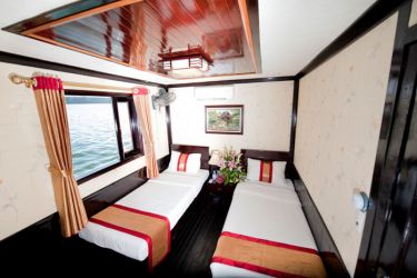Halong Albatross Cruise