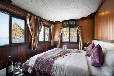 Apricot Cruise Halong Bay