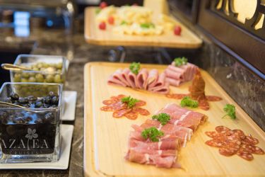 Azalea Cruise Halong Bay