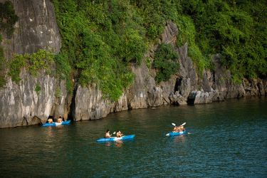 Azalea Cruise Halong Bay