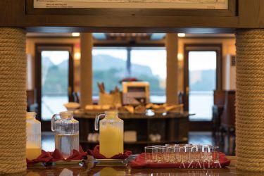 Azalea Cruise Halong Bay