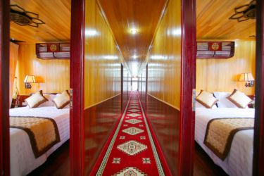 Halong Elizabeth Sails