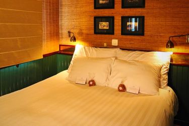 Halong Emeraude Cruise