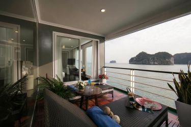 Era Cruise halong bay