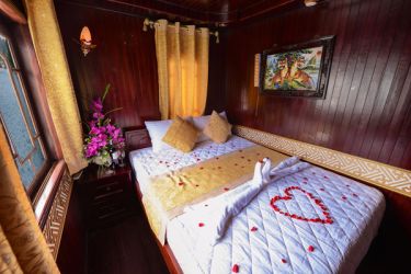 Halong Fantasea Cruise