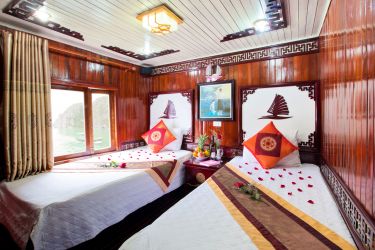 Halong Fantasea Cruise