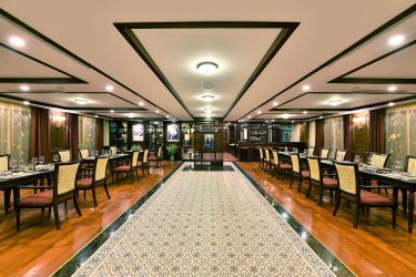 Heritage Cruise Binh Chuan