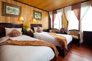 Halong Jasmine Cruise