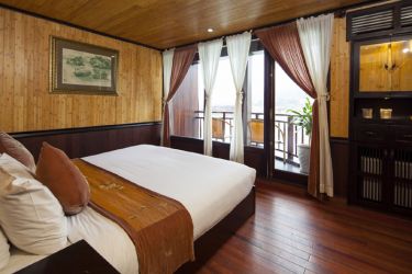 Halong Jasmine Cruise