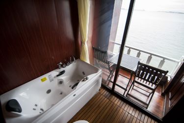 LaFairy Sails Halong Bay