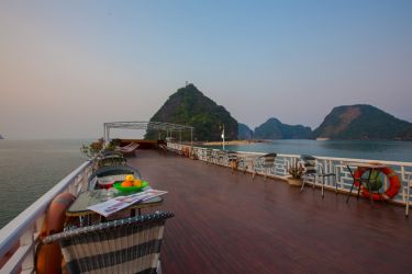 Monkey Island Cruise