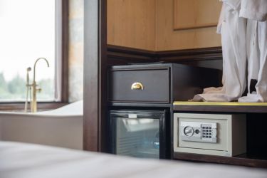 Orchid Trendy Cruise