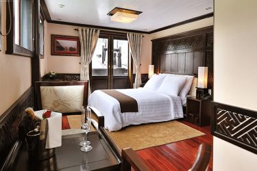 Paradise Luxury Cruise