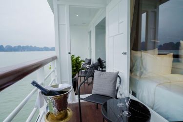 Paradise Grand Cruise