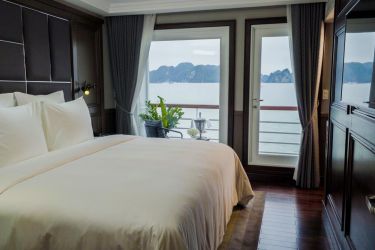 Paradise Grand Cruise