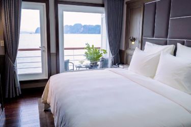 Paradise Grand Cruise