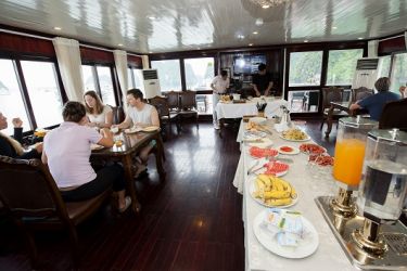 Halong Phoenix Cruiser