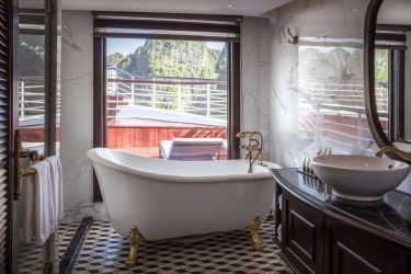  Ambassador Cruise (President Cruise)