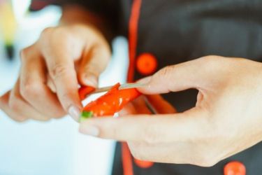 Renea Cruise - Bai Tu Long