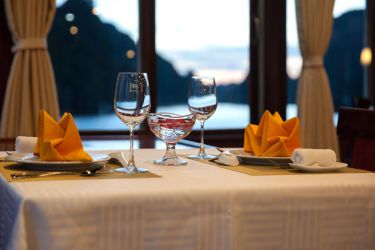 Rosa Boutique Cruise