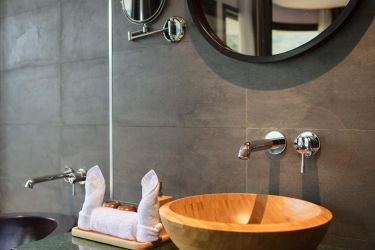 Scarlet Pearl Cruise