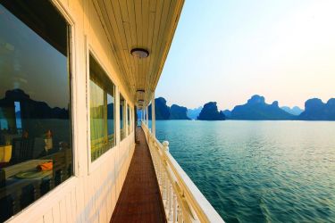 Halong Seasun Cruise