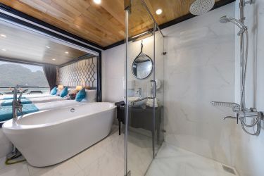 Halong Serenity Cruises