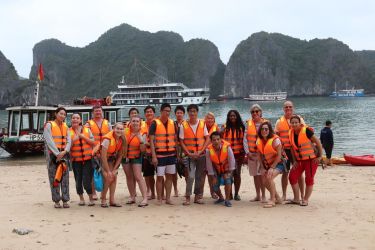 Halong Serenity Cruises