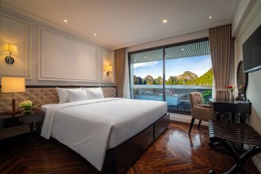 Stellar of the Seas Cruise