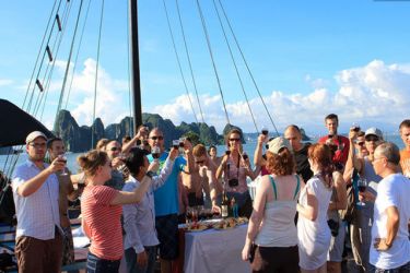 Halong Carina Cruise