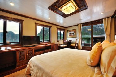 Paradise Peak Cruise