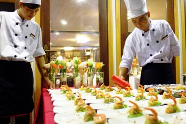 Mila cruise (Luxury Pelican Cruise)