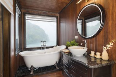 La Regina Legend Cruise